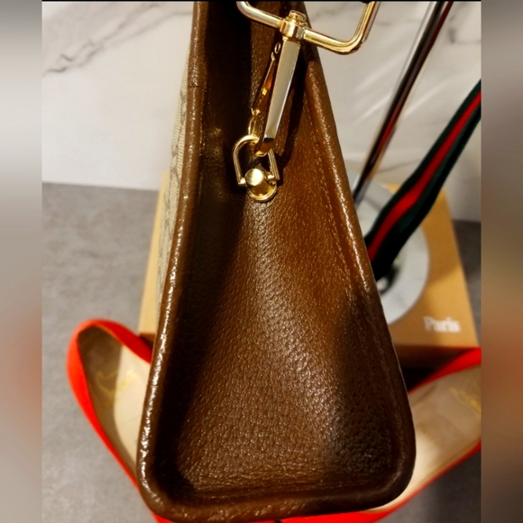 Gucci Handbag - Picture 4 of 10